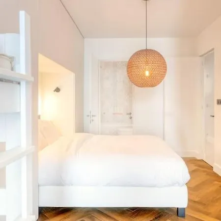 Seaside Haven For 6 With Parking In Apartament Knokke-Heist
